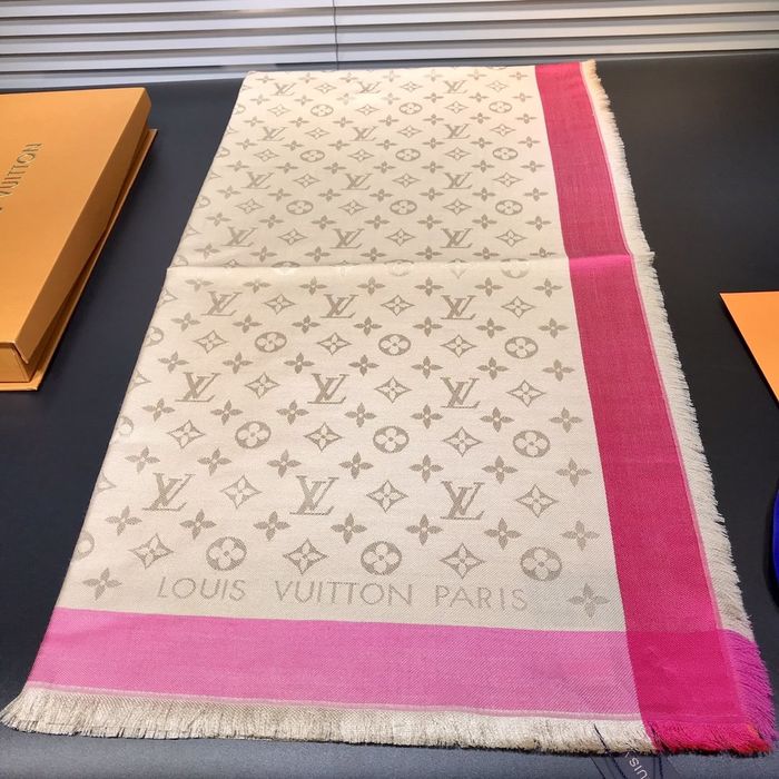 Louis Vuitton Scarf LVS00173